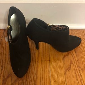Christian Siriano Payless Black Heeled Boots Size 8.5